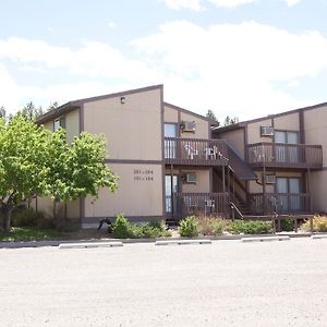 Flaming Gorge Resort